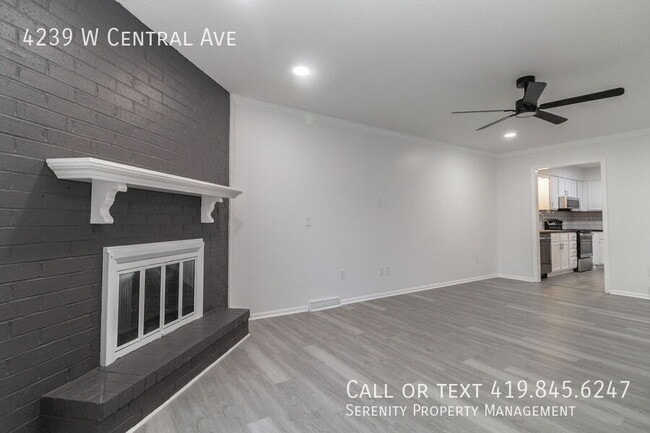 Building Photo - 4239 Central Ave