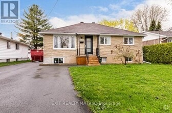 Building Photo - 848 Willow Ave