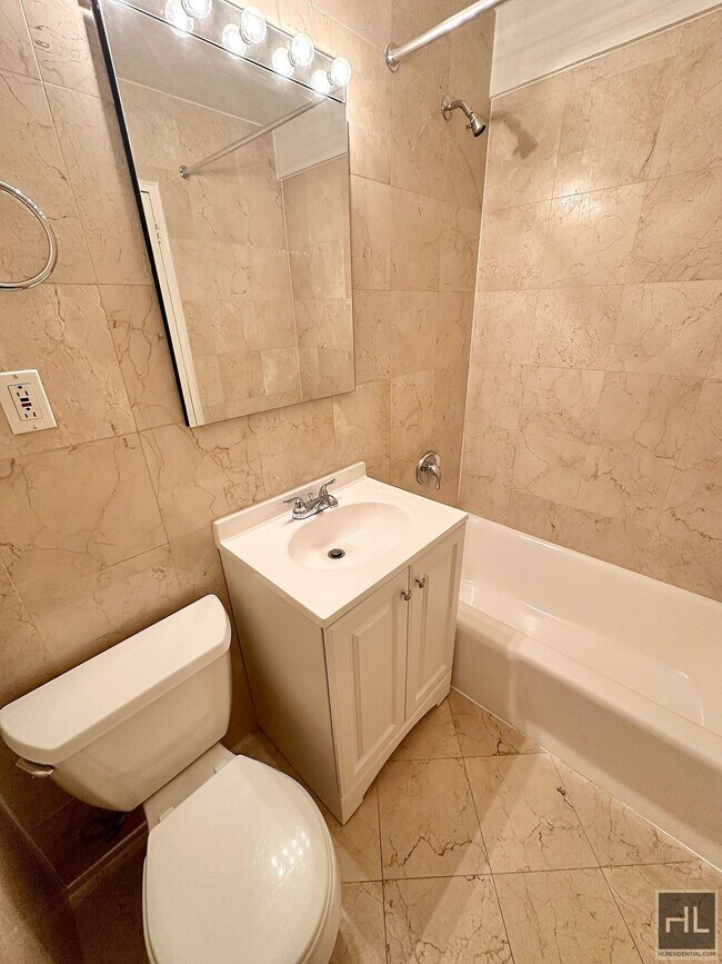Foto del edificio - AMAZING STUDIO APARTMENT!! AMAZING DEAL! W...