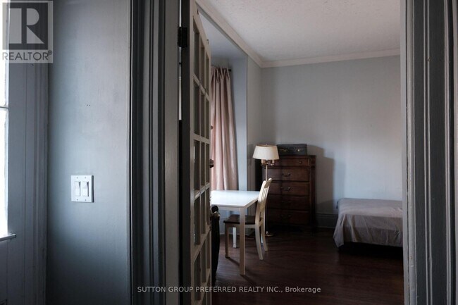 Photo du bâtiment - 1055 Richmond St