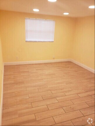 Building Photo - 1515 S Parramore Ave
