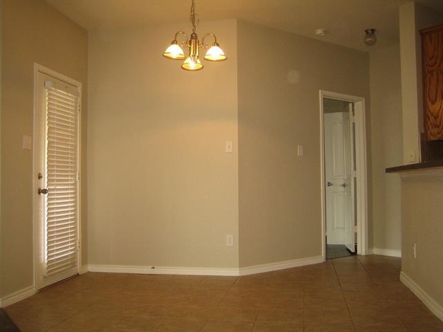 Foto del edificio - 5916 Silver Buckle Dr