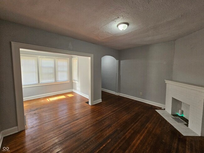 Foto del edificio - 3537 N Capitol Ave