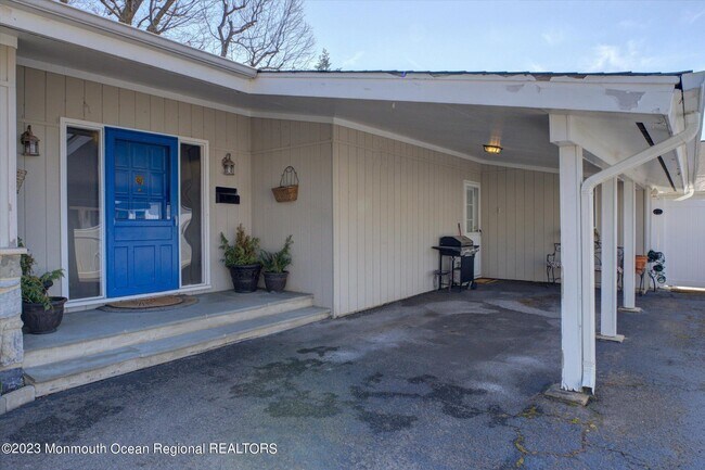 Building Photo - 2228 N Rd