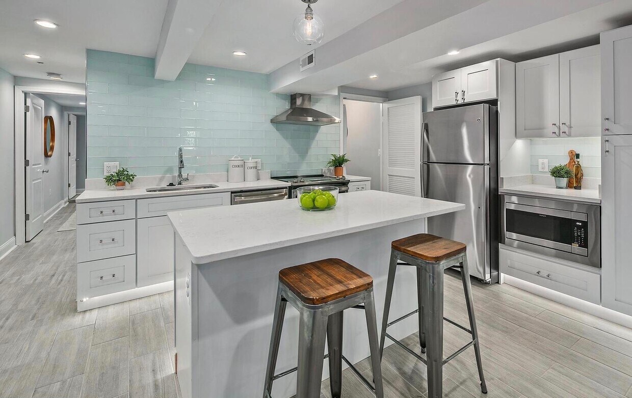Foto principal - 1336 Quincy St NW
