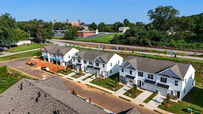 Foto del edificio - 18 Twiggs Ln