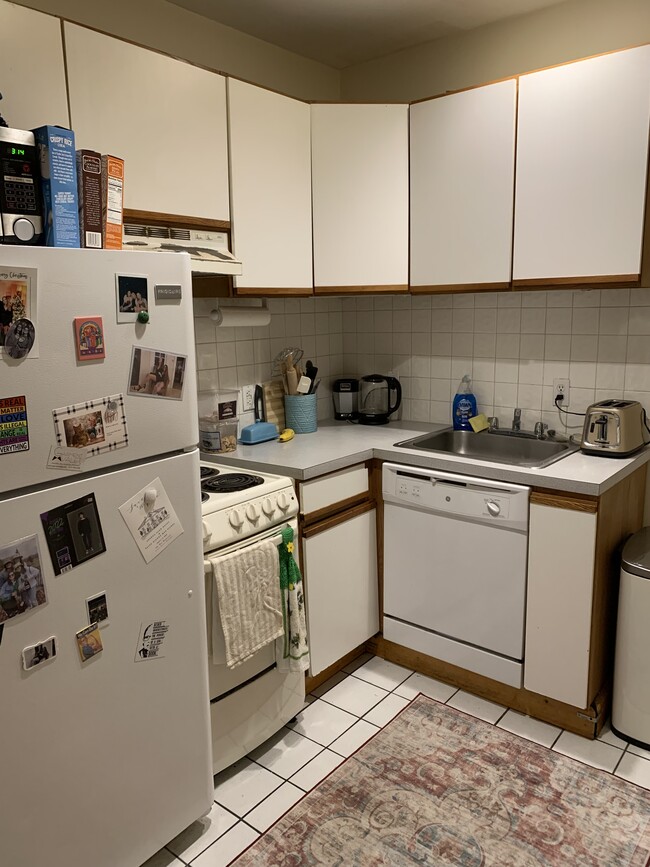 Photo - Aberdeen St, Fenway Apartment