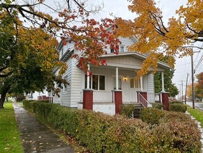 Building Photo - 1197 Albany St