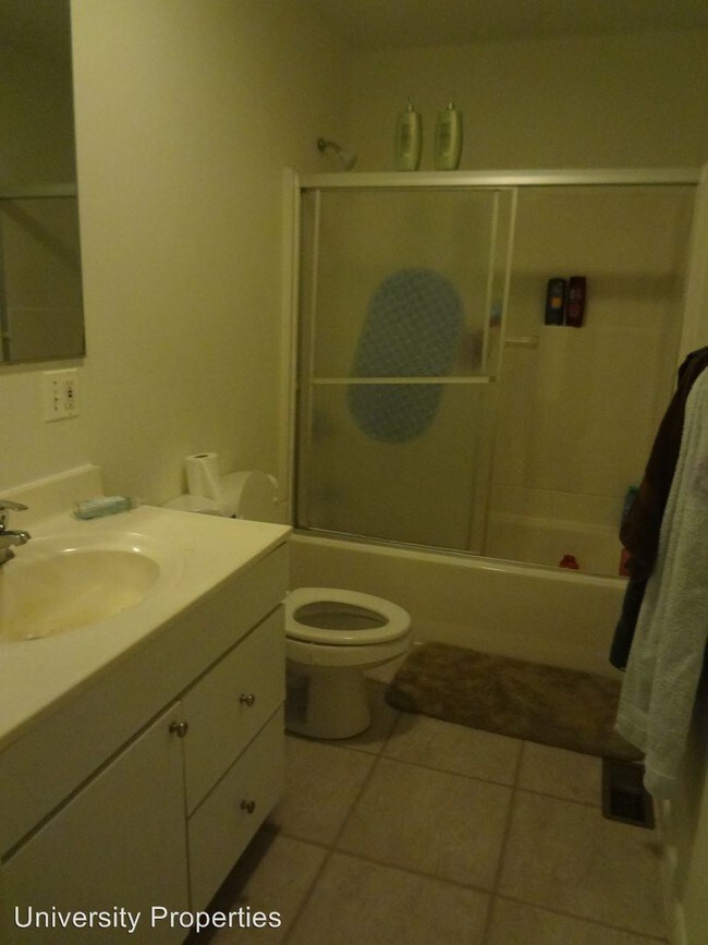 Building Photo - 7 br, 3.5 bath Room For Rent - 1103 Searles