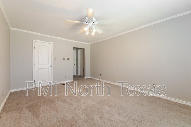 Foto del edificio - 8400 Hickory St