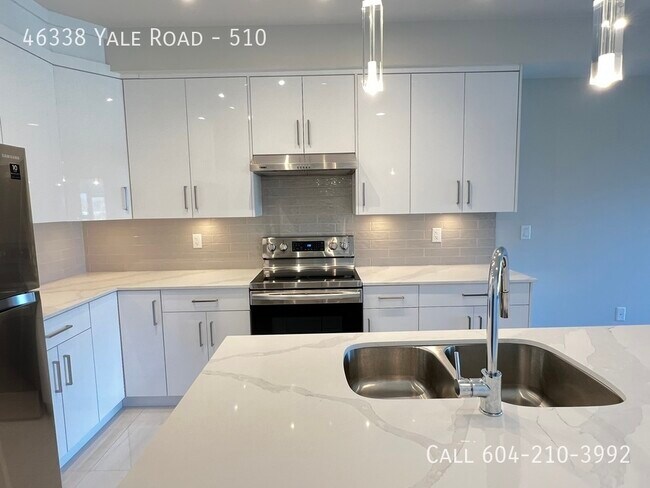 Building Photo - Chilliwack Condo With Amazing View