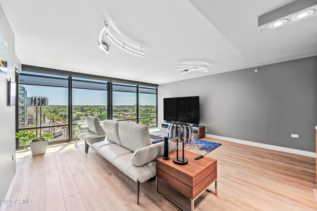 Foto del edificio - 4808 N 24th St