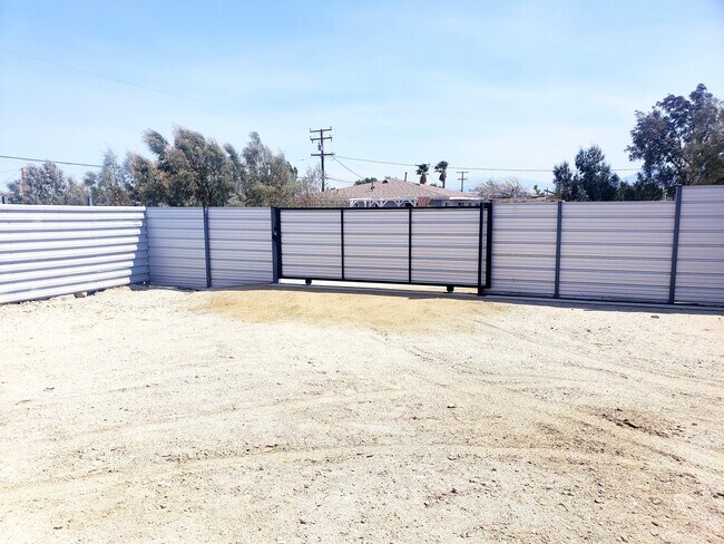 Building Photo - 64825 Pierson Blvd