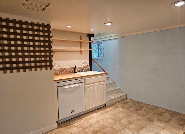 Foto del edificio - 309 NE Graham St