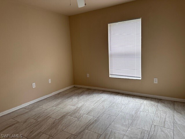 Building Photo - 2573 Nature Pointe Loop