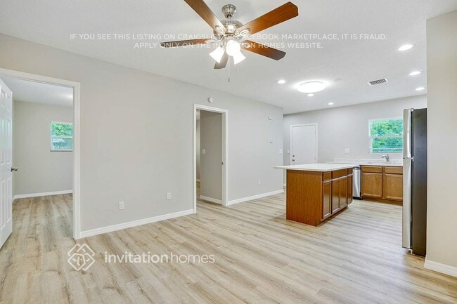 Building Photo - 3725 Pine View Cir