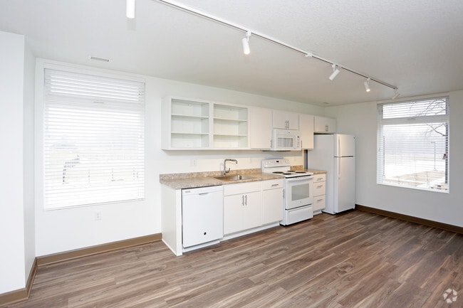 Townhome Kitchen - Eagle View Lofts/Townhomes