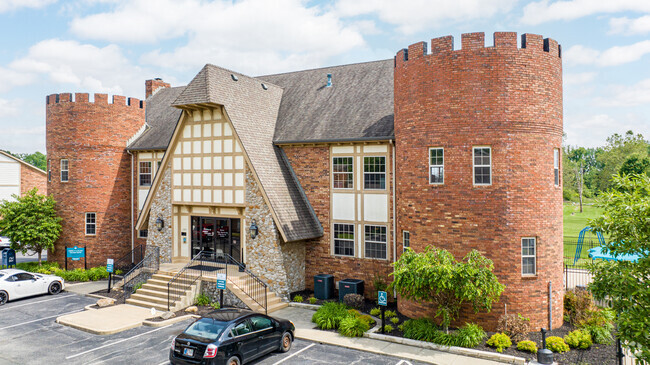 Building Photo - Abbey Court Apartments