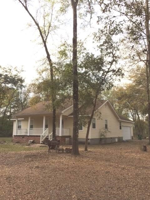 Foto del edificio - 912 Shadeville Rd