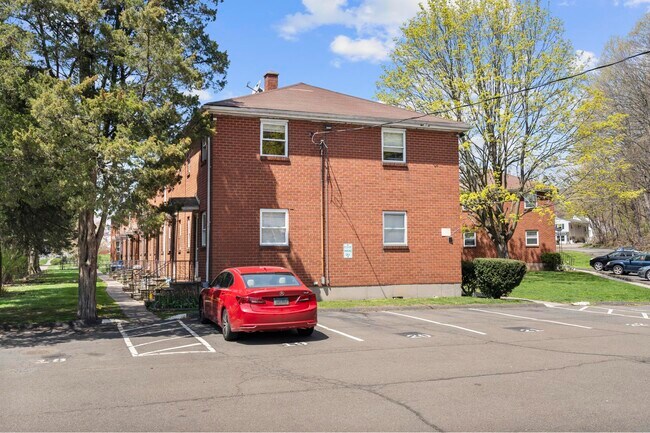 Building Photo - 75 Saltonstall Pky