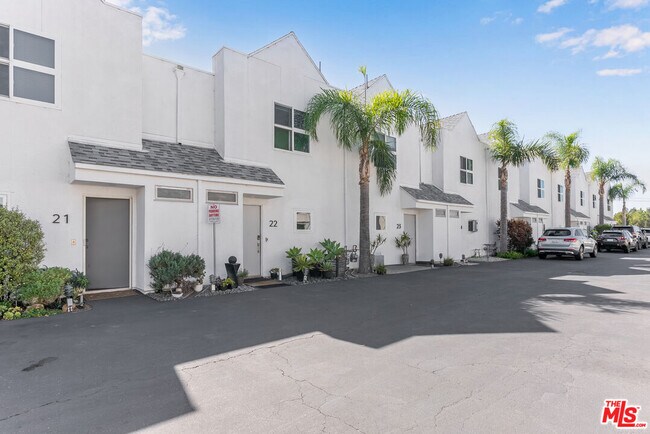 Foto del edificio - 28711 Pacific Coast Hwy