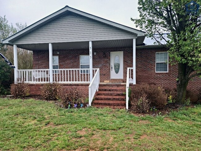 Building Photo - 515 Willis Martin Rd