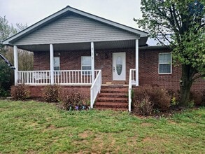 Building Photo - 515 Willis Martin Rd