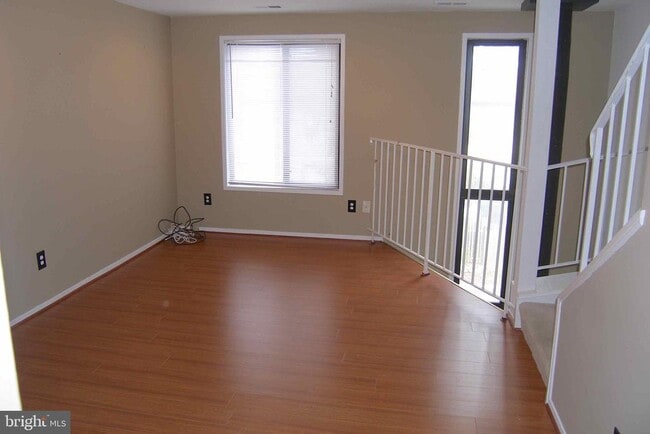 Foto del edificio - 9633 Brassie Way