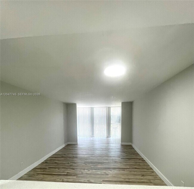Foto del edificio - 2101 Atlantic Shores Blvd