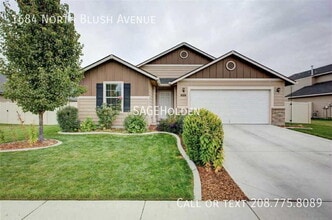 Building Photo - 1684 N Blush Ave