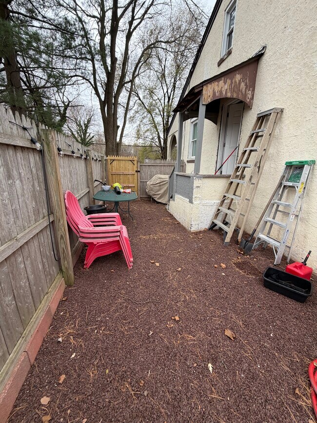 Foto del edificio - 1306 Ashby Ave