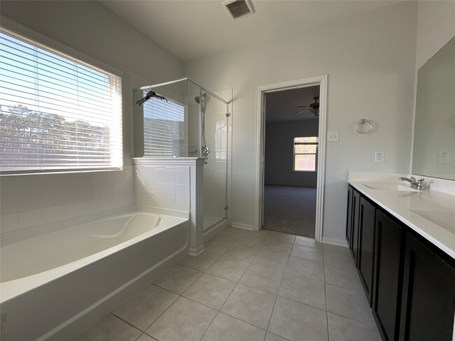 Building Photo - 8039 Brooks Crossing Dr