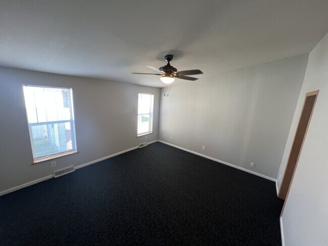 Building Photo - 2990 W C St