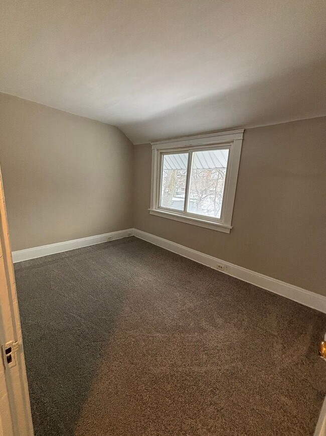 Foto del edificio - 847 Nela View Rd