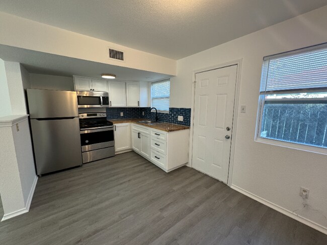 Foto del edificio - 2902 Sweeney Ln