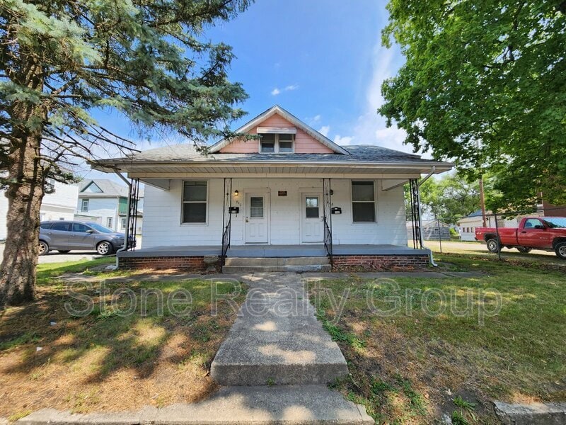 662 Oak St, Terre Haute, IN 47807 Condo for Rent in Terre Haute, IN