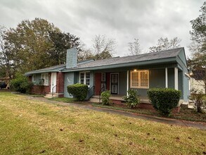 Building Photo - 3467 Gilmer Ave