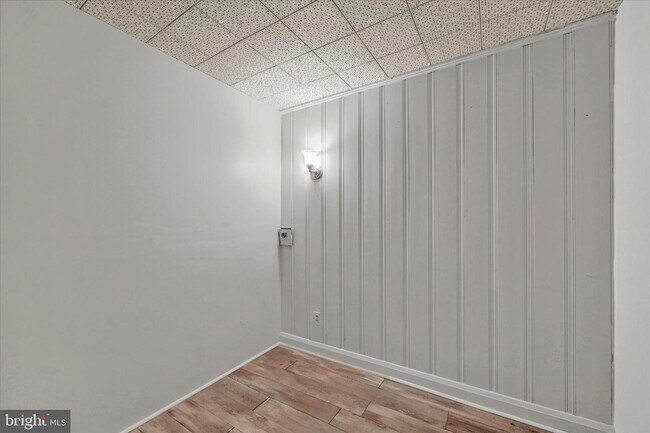 Building Photo - 1207 St Andrews Way