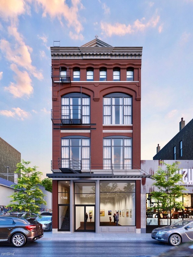 Primary Photo - 1749 W Chicago Ave