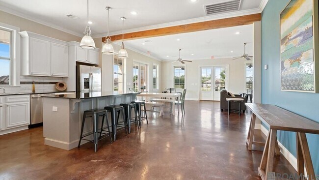Building Photo - 1120 Drago Dr