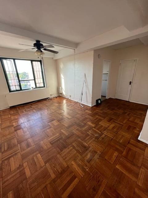 Foto del edificio - 2200 E Tremont Ave