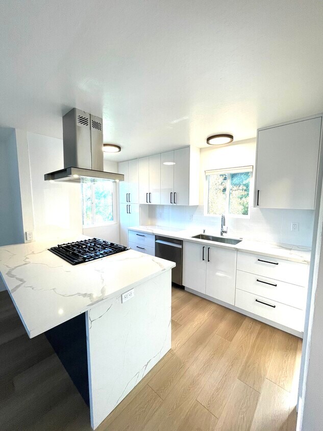 Cocina - 239 Corte Madera Ave