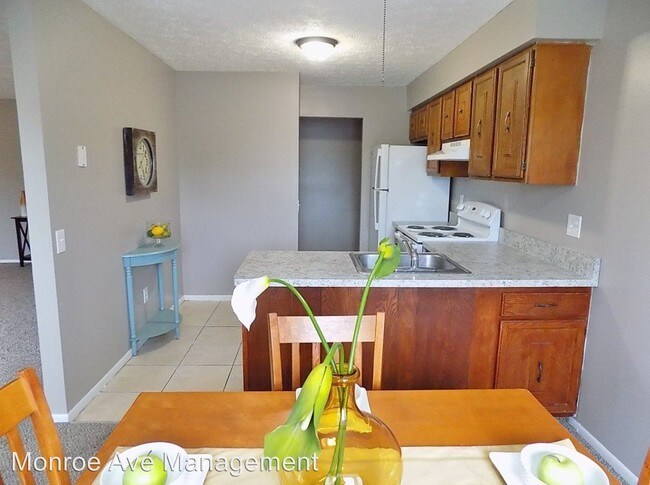Building Photo - 1 Lacroix Ct Dr
