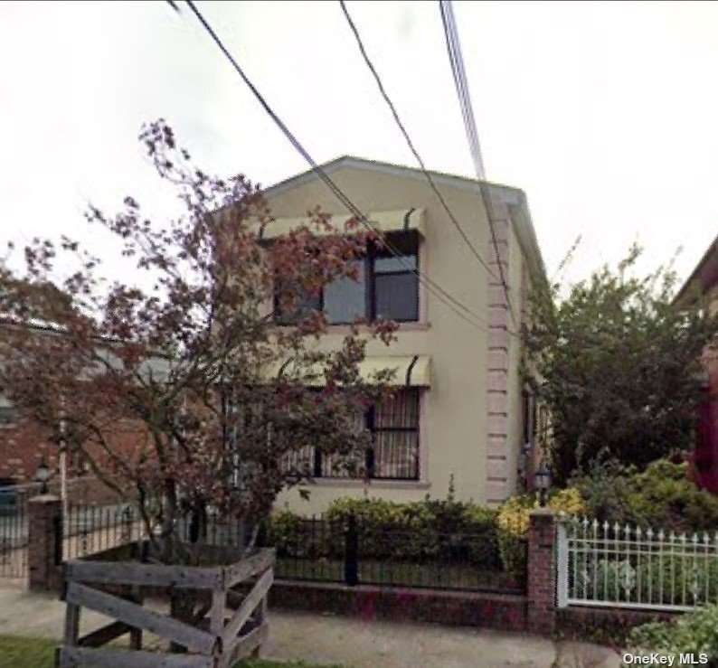 Primary Photo - 134-34 160th St
