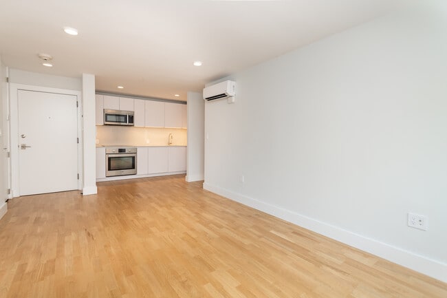 Foto del edificio - 334 Harvard St