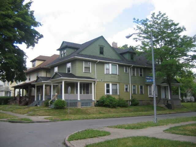 Foto del edificio - 570-572 Hayward Ave