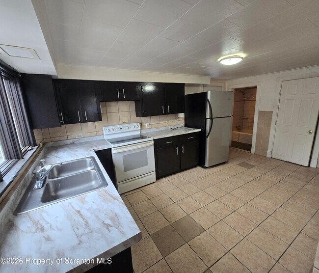 Foto del edificio - 1136 Luzerne St