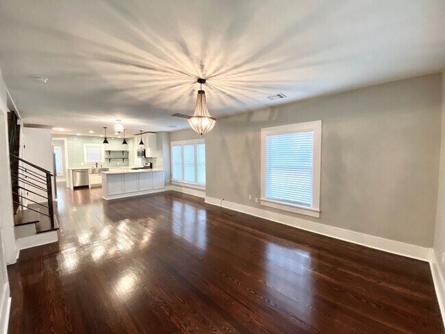 Foto del edificio - Swan Lake Luxury Bungalow