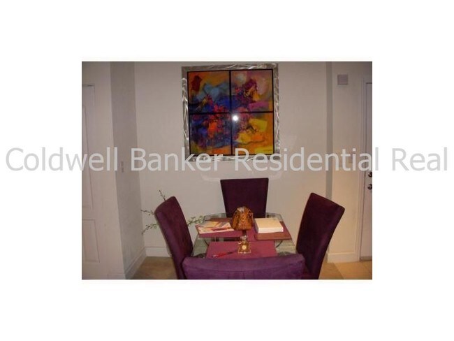 Foto del edificio - 6001 SW 70th St