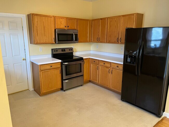 Foto del edificio - 3638 Charterhall Ln